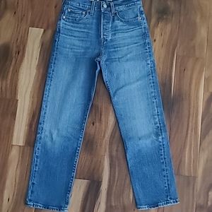 Levi's Wedgie Straight Fit jeans, size 25, NWT